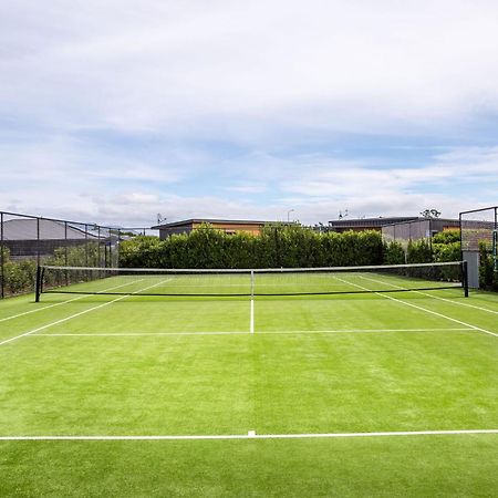 Regent Sanctuary - Martinborough Holiday Home Экстерьер фото