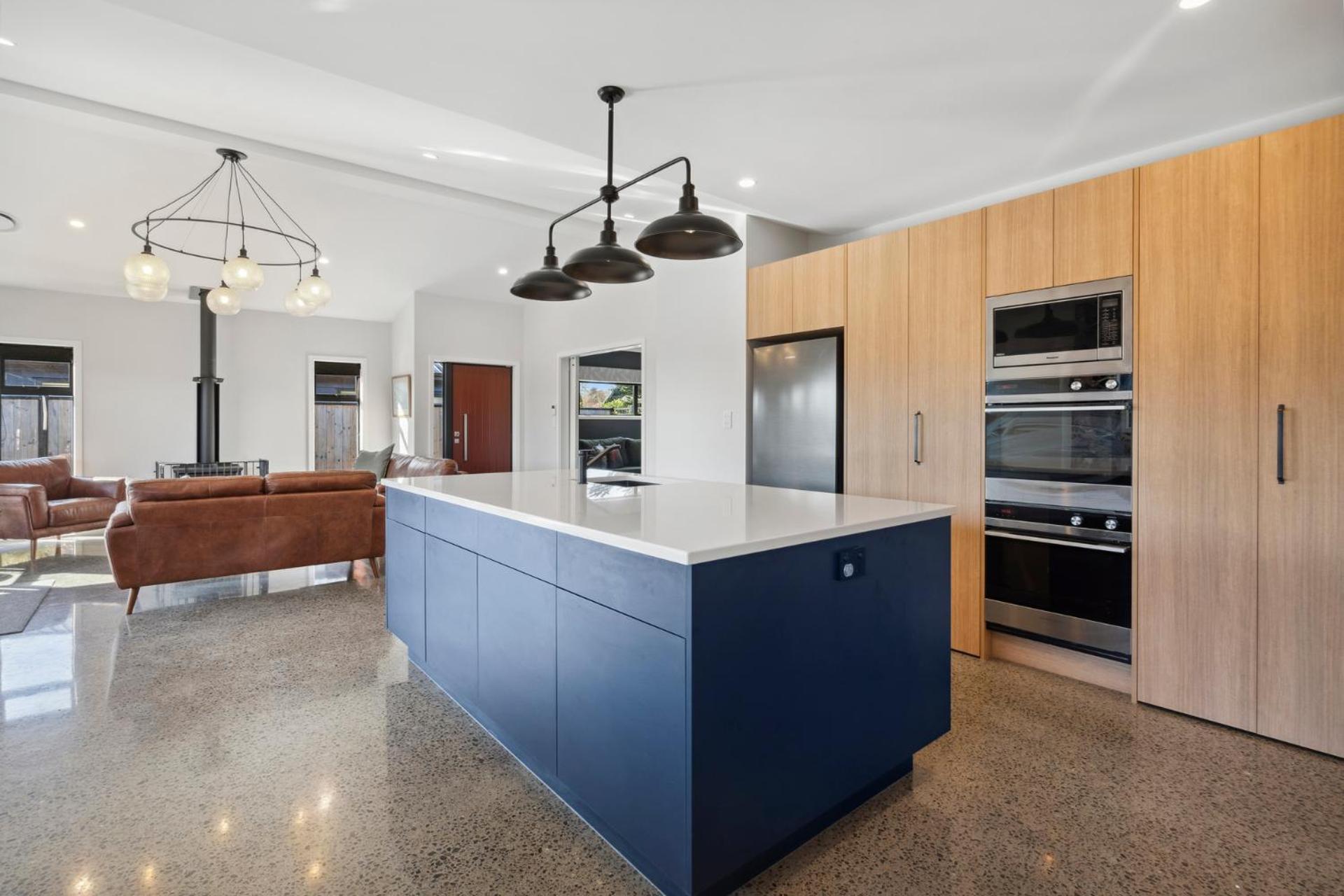 Regent Sanctuary - Martinborough Holiday Home Экстерьер фото
