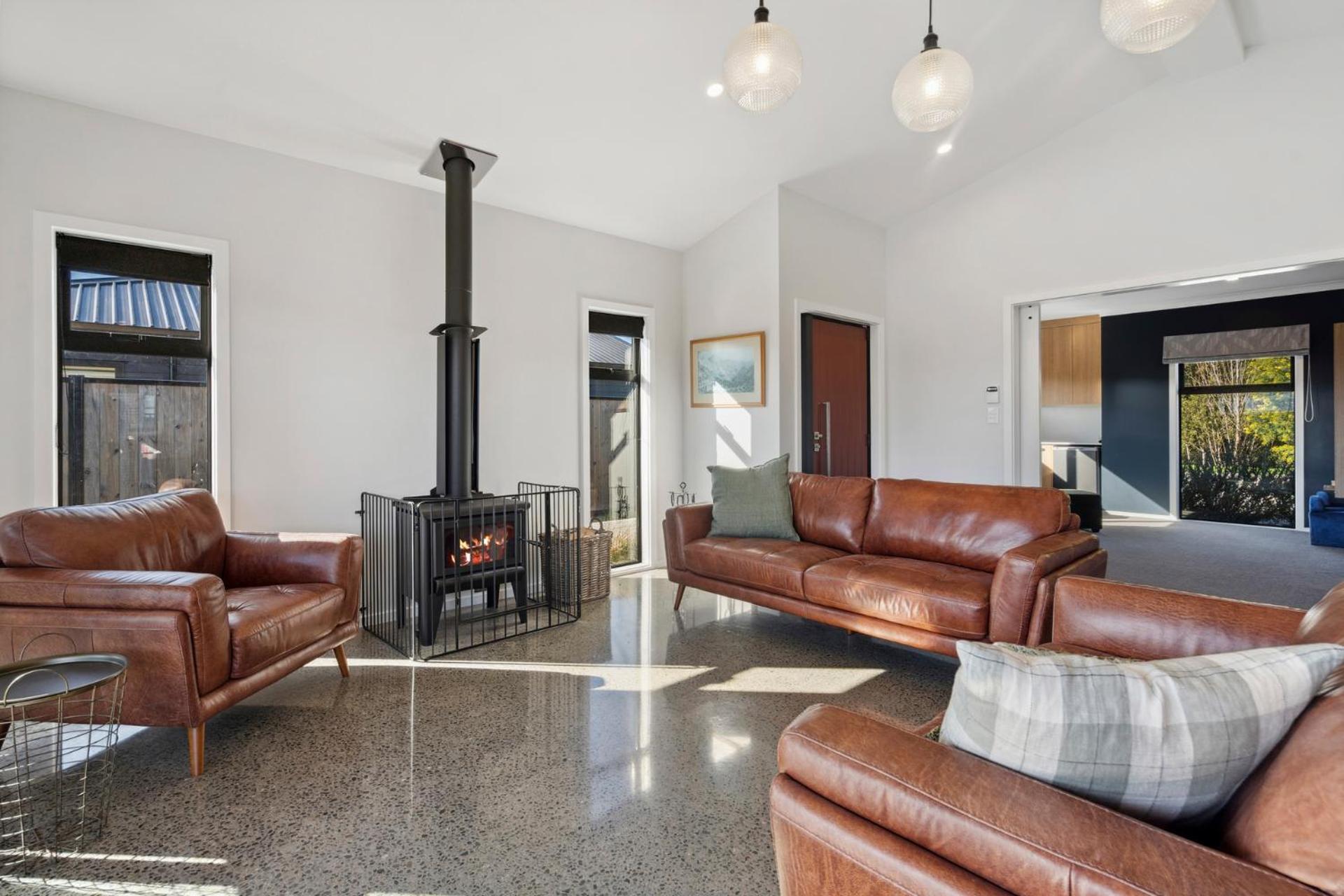 Regent Sanctuary - Martinborough Holiday Home Экстерьер фото