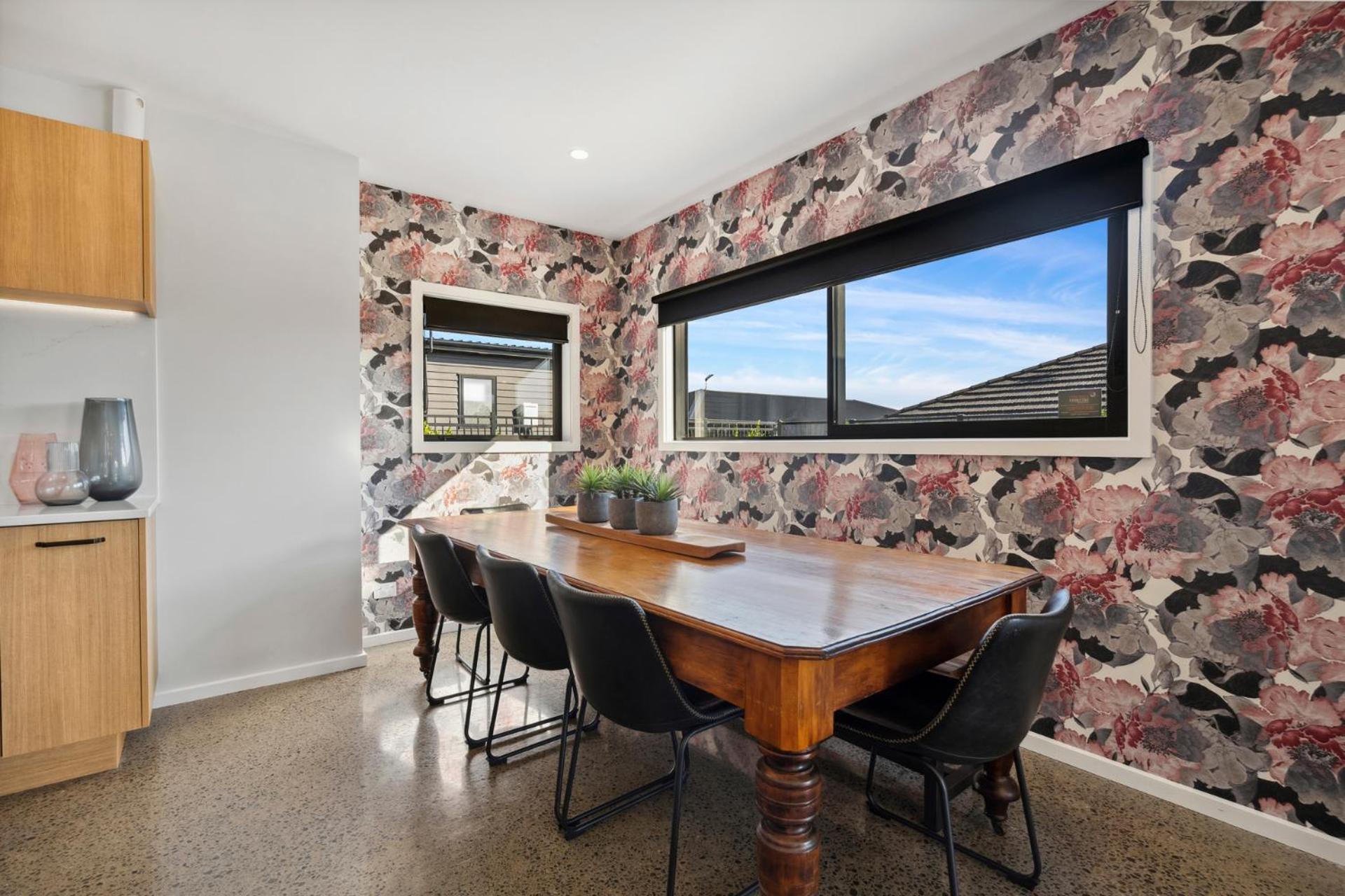 Regent Sanctuary - Martinborough Holiday Home Экстерьер фото
